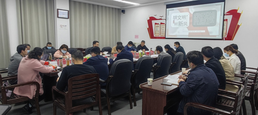 市融媒體中心電視頻道節(jié)目改版商討會召開.jpg