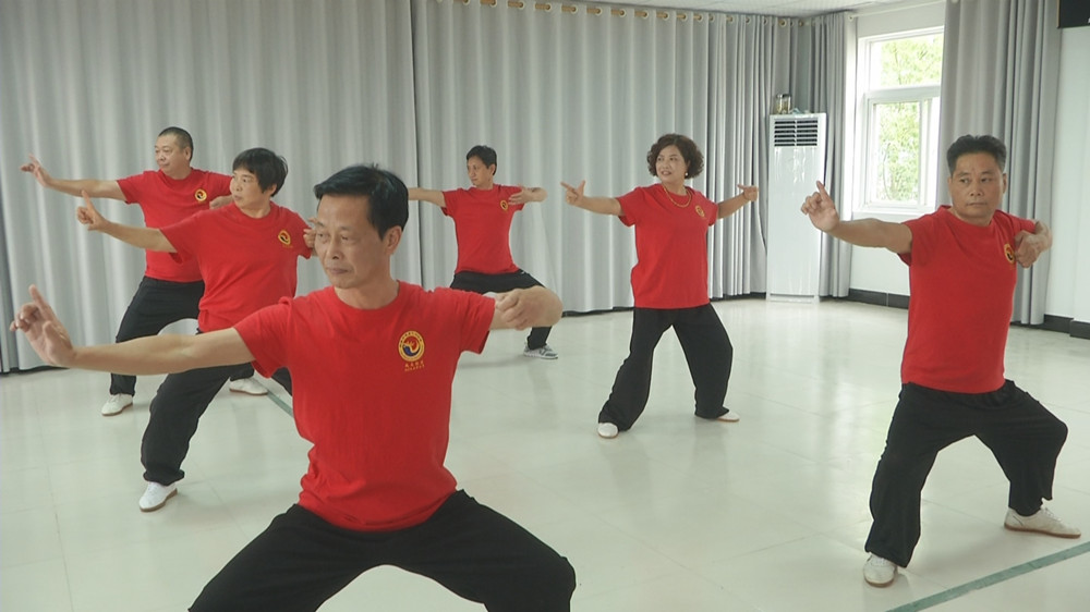 圖為節(jié)目表演現(xiàn)場2_副本.jpg