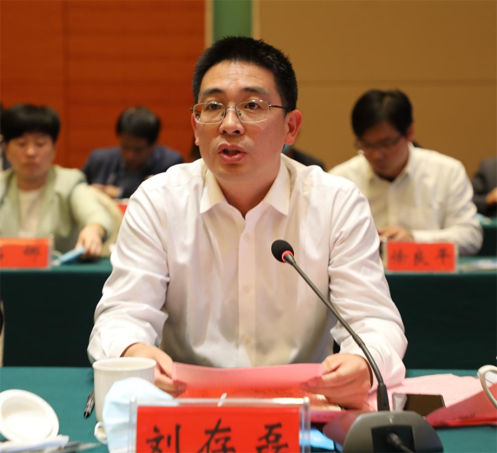 /uploads/image/2022/10/31/c452ec0b93009bf6a2673e738c7cc889.JPG 6懇談會(huì)5劉存磊主持 (1).JPG