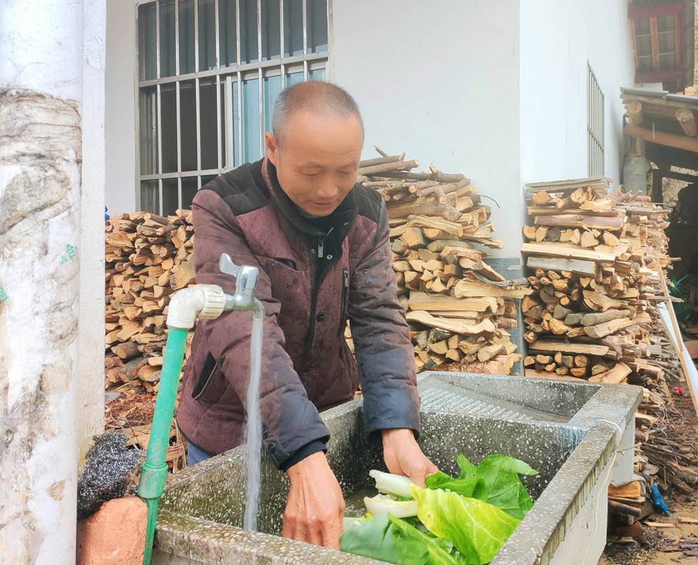 農(nóng)飲水1.jpg
