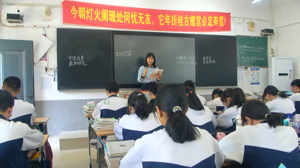 李春霞：初心不改寫芳華.jpg
