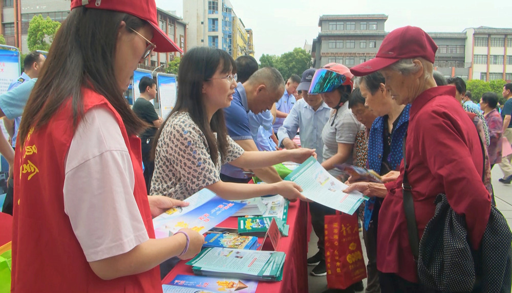 2023年全市科技活動(dòng)周正式啟動(dòng) (1).jpg
