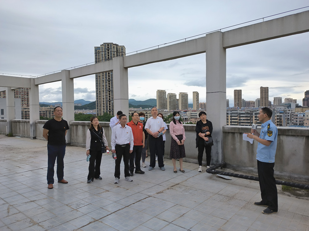 我市開展“六五環(huán)境日 環(huán)保設(shè)施公眾開放”活動2.jpg