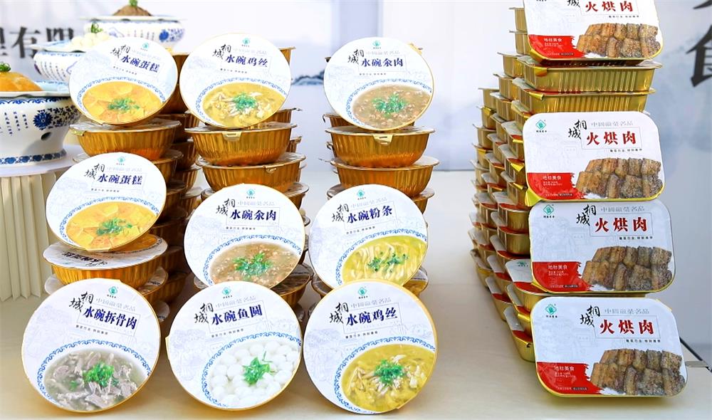 圖為預(yù)制菜展示區(qū)域.jpg