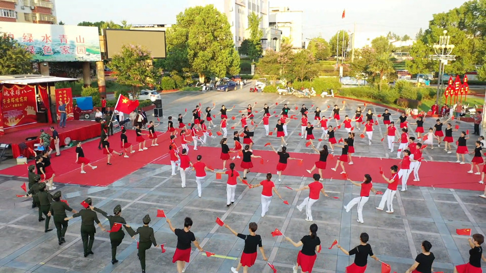 安徽桐城：舉辦文藝匯演 喜迎八一建軍97[00_03_52][20240731-114611].jpg