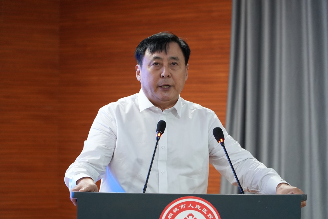 3全國(guó)桐城商會(huì)聯(lián)盟執(zhí)行會(huì)長(zhǎng)、上海安徽桐城經(jīng)濟(jì)文化促進(jìn)會(huì)會(huì)長(zhǎng)汪耀.jpg