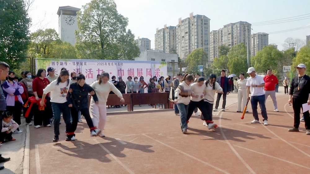 翻身社區(qū)三八節(jié)活動現(xiàn)場(1).jpg