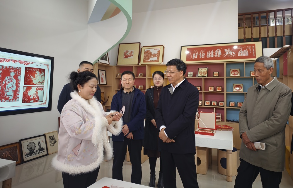 0311圖為調(diào)研現(xiàn)場2.jpg