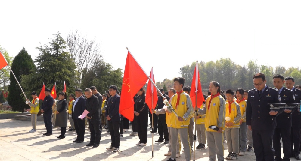 默哀.jpg