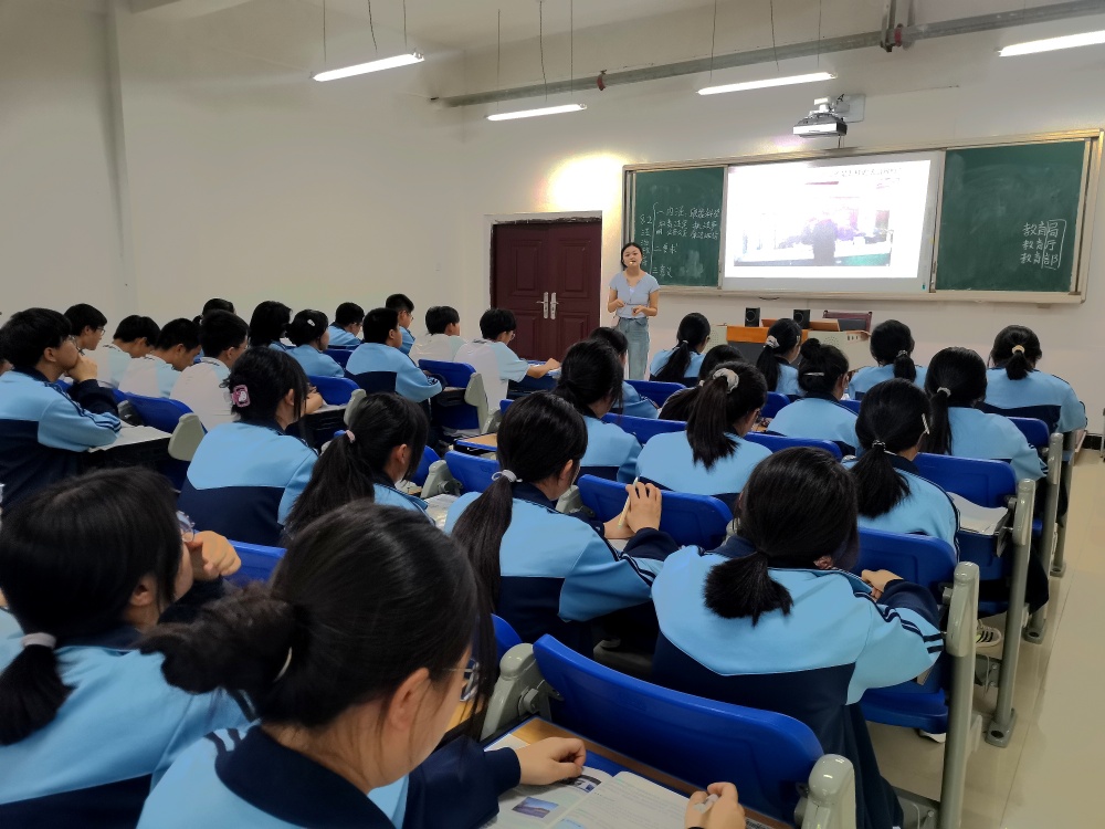 天城中學(xué)  開放日活動4.jpg
