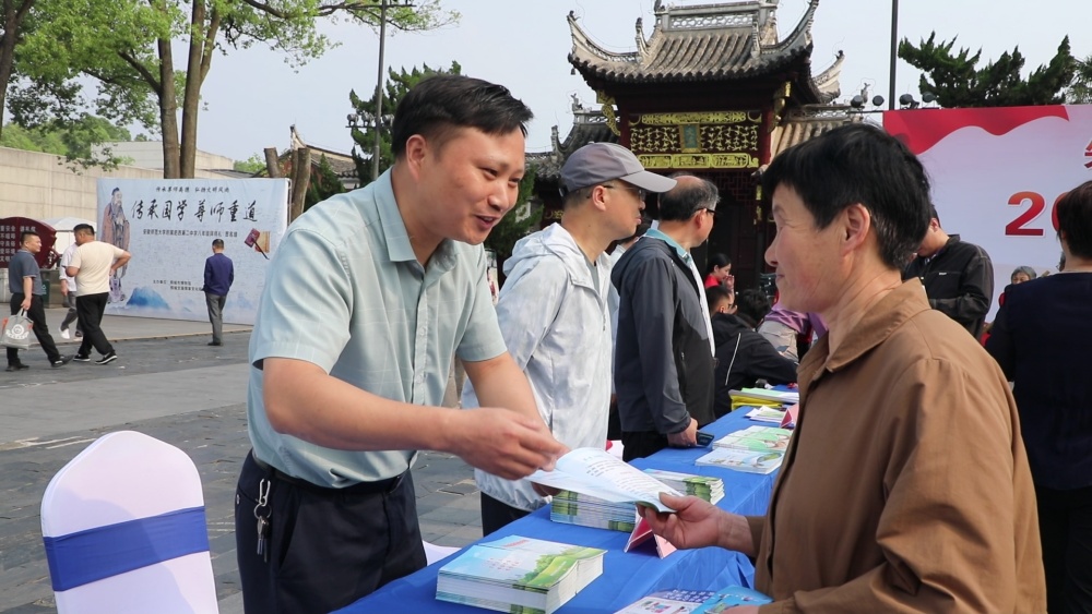 桐城市2025年科技活動周科普宣傳活動舉行.jpg