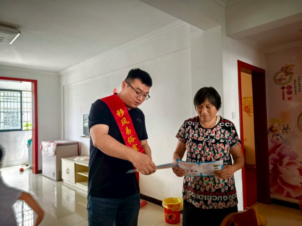 E94172F0475E1D877771D86E81BA57DC_副本.jpg